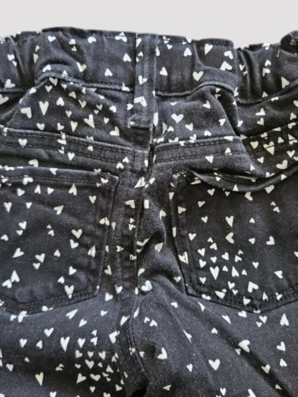 OLD NAVY Black Heart Print Stretch Ballerina Jeans Girls Size 5 Adjustable Waist